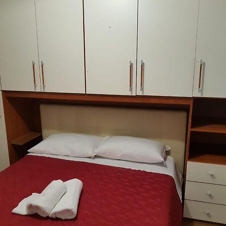 B&B Domus Ubaldi Рим Екстер'єр фото